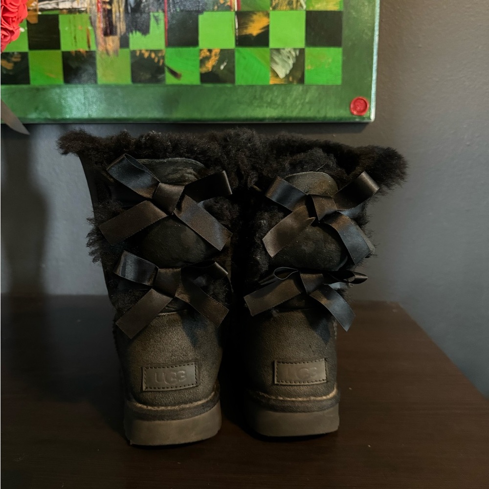 Bailey Bows Uggs - image 3